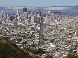 2017-04-25 18_01_08-Market_Street_San_Francisco_From_Twin_Peaks.jpg ‎- Photos