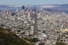 2017-04-25 18_01_08-Market_Street_San_Francisco_From_Twin_Peaks.jpg ‎- Photos