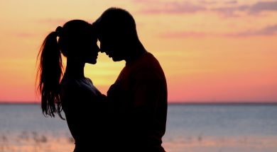 35961086-couple-pictures