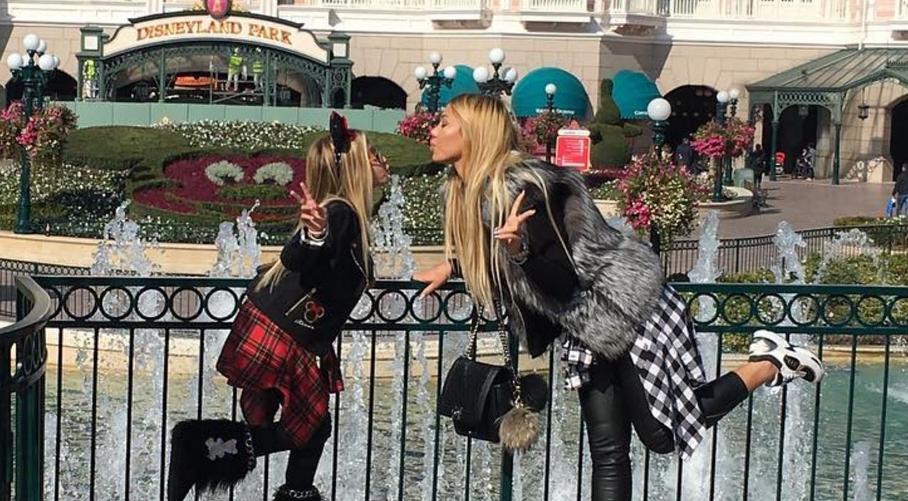 Kjo vogëlushe simpatike është motra e Adelina Tahirit