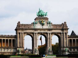 2017-08-25 17_34_23-Cinquantenaire - File_Cinquantenaire.jpg - Wikimedia Commons