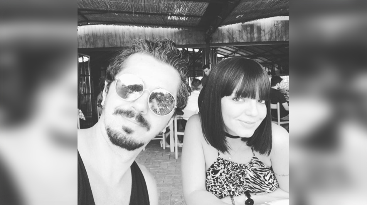 Aktori shkëmben puthje të zjarrta në Instagram