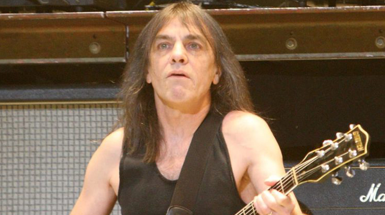 Shuhet Malcolm Young, kitaristi legjendar i AC/DC