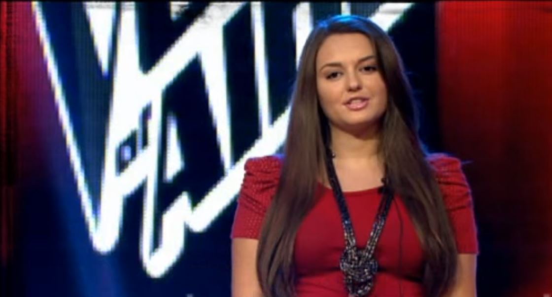 E mbani mend këtë fytyrë? Si dështoi Enca në “The voice of Albania”