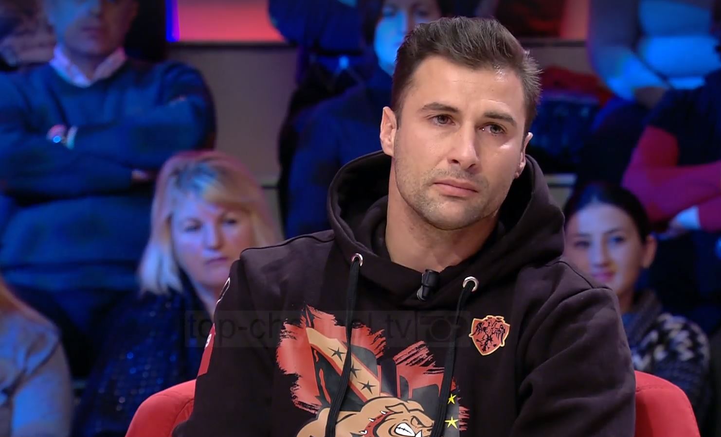 Lorik Cana nuk i përmbajti dot lotët në emision. Ja përse…