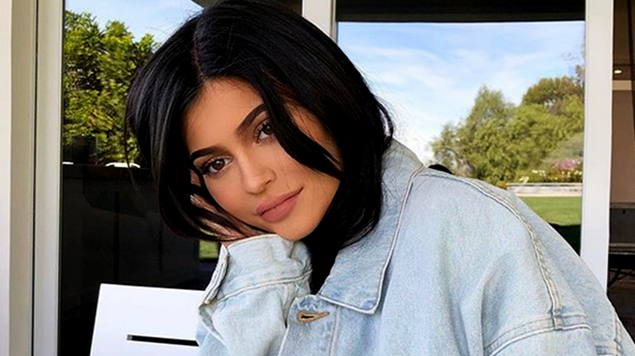 Kylie Jennerit nuk ia lë shenjë shtatëzania, shikojeni sa në formë që është