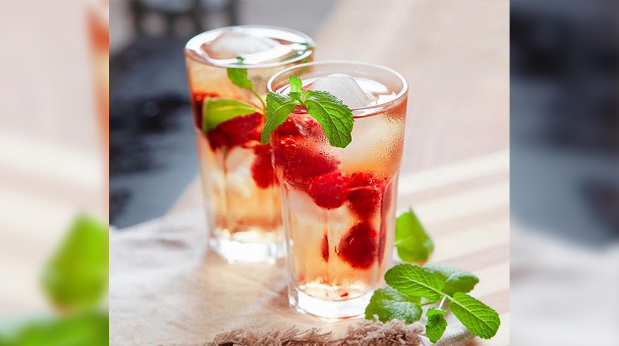 Disa kombinime për të përgatitur “ujë detox”, që ju bëjnë mirë për shëndetin