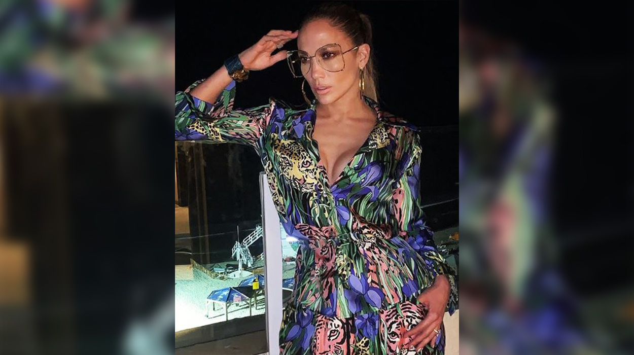 Jennifer Lopez shfaqet me tuta dhe flokë të çregullt, nuk do ta besoni si duket