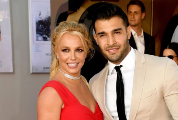 Unazat u zgjodhën! Një propozim surprizë po përgatitet për Britney Spears