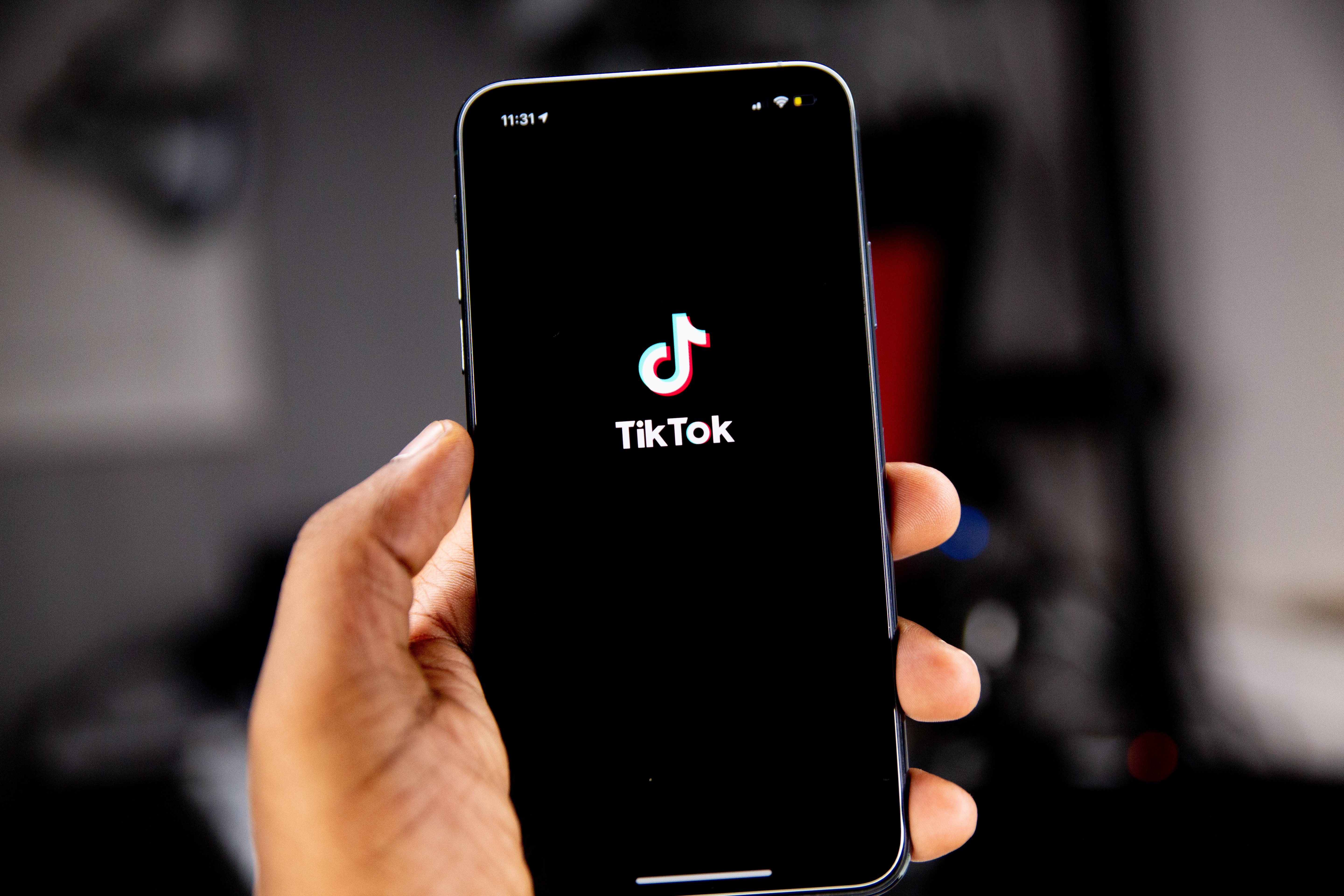 Probleme me sigurinë, TikTok lançon ‘Projektin Clover’ për zgjidhjen e situatës