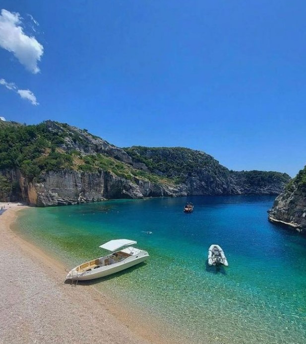 Organizata Botërore e Turizmit shpall Shqipërinë destinacioni më të preferuar nga turistët në botë