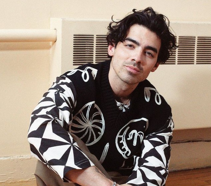 I dhanë fund lidhjes para shumë vitesh, Joe Jonas zbulon raportet me Taylor Swift