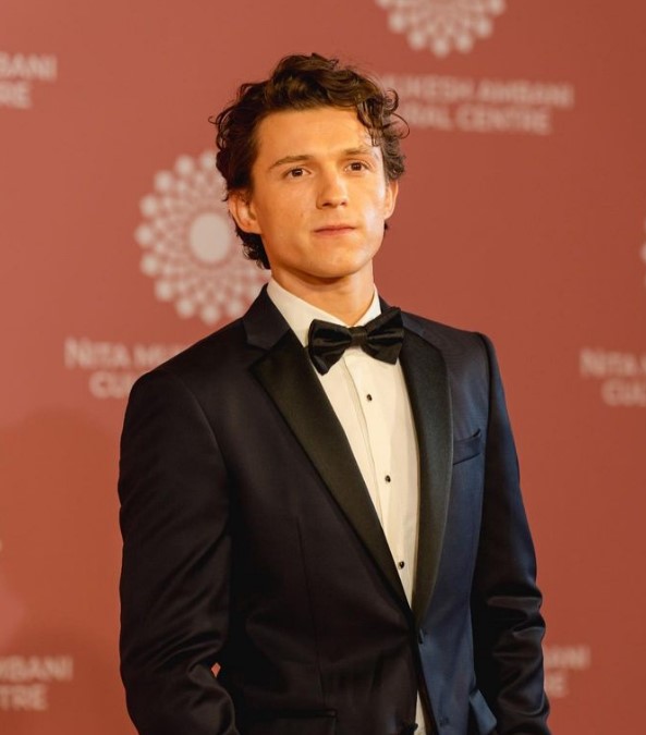 ‘Ajo shfaqje më shkatërroi’, Tom Holland njofton largimin nga aktrimi