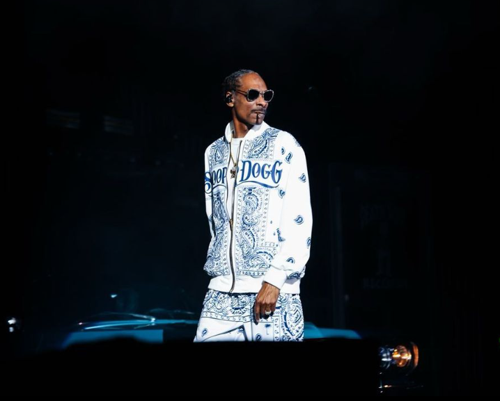 Snoop Dogg ndihmon një grua të moshuar që po “lufton” për tokën e familjes së saj