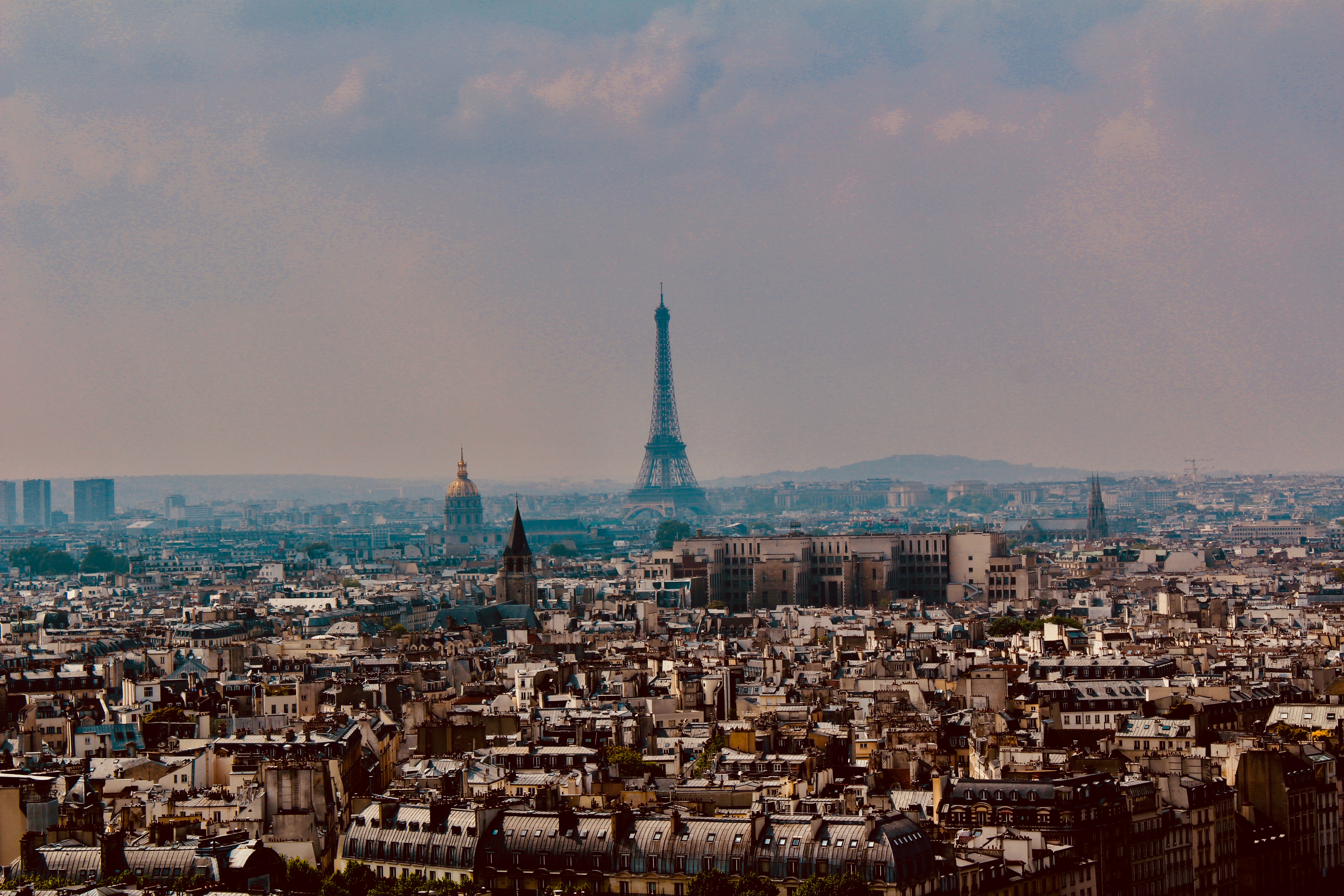 Alarm për bombë, evakuohet Kulla Eiffel