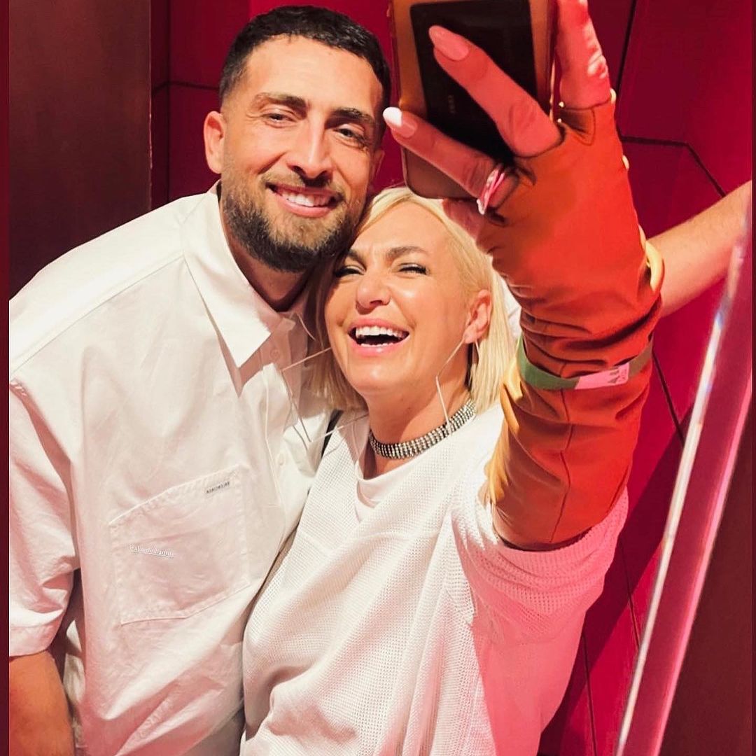 374736702_18388076641048788_4981539094218868465_n