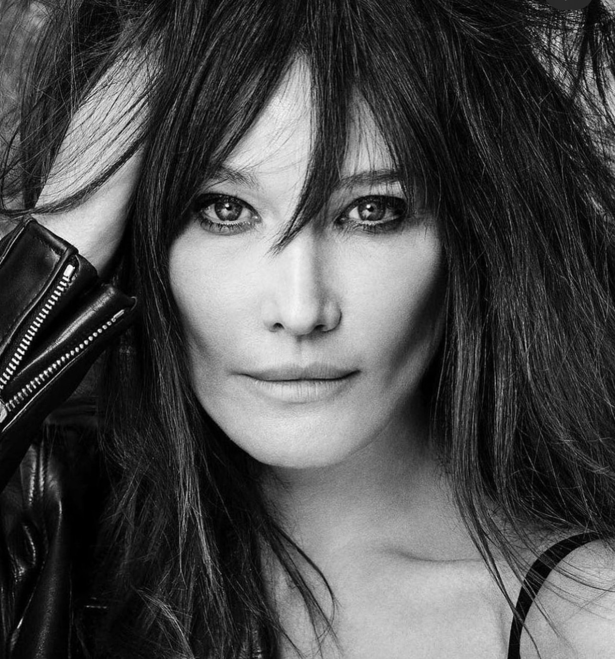 Carla Bruni zbulon se ka pasur kancer gjiri: Më shpëtoi mamografia