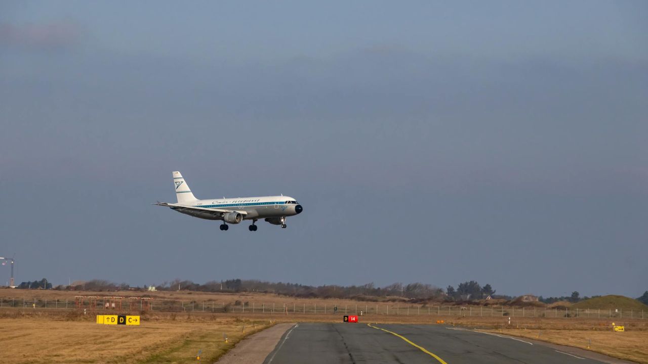 Pasagjerët e aeroplanit të rrëzuar në Toronto iu ofruan 30,000 dollarë secilit