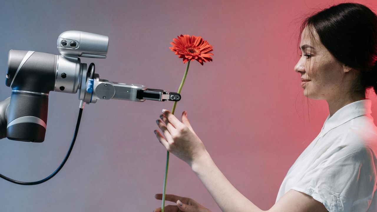 Punët që rrezikohen më shumë nga përhapja e Inteligjencës Artificiale në tregun e punës