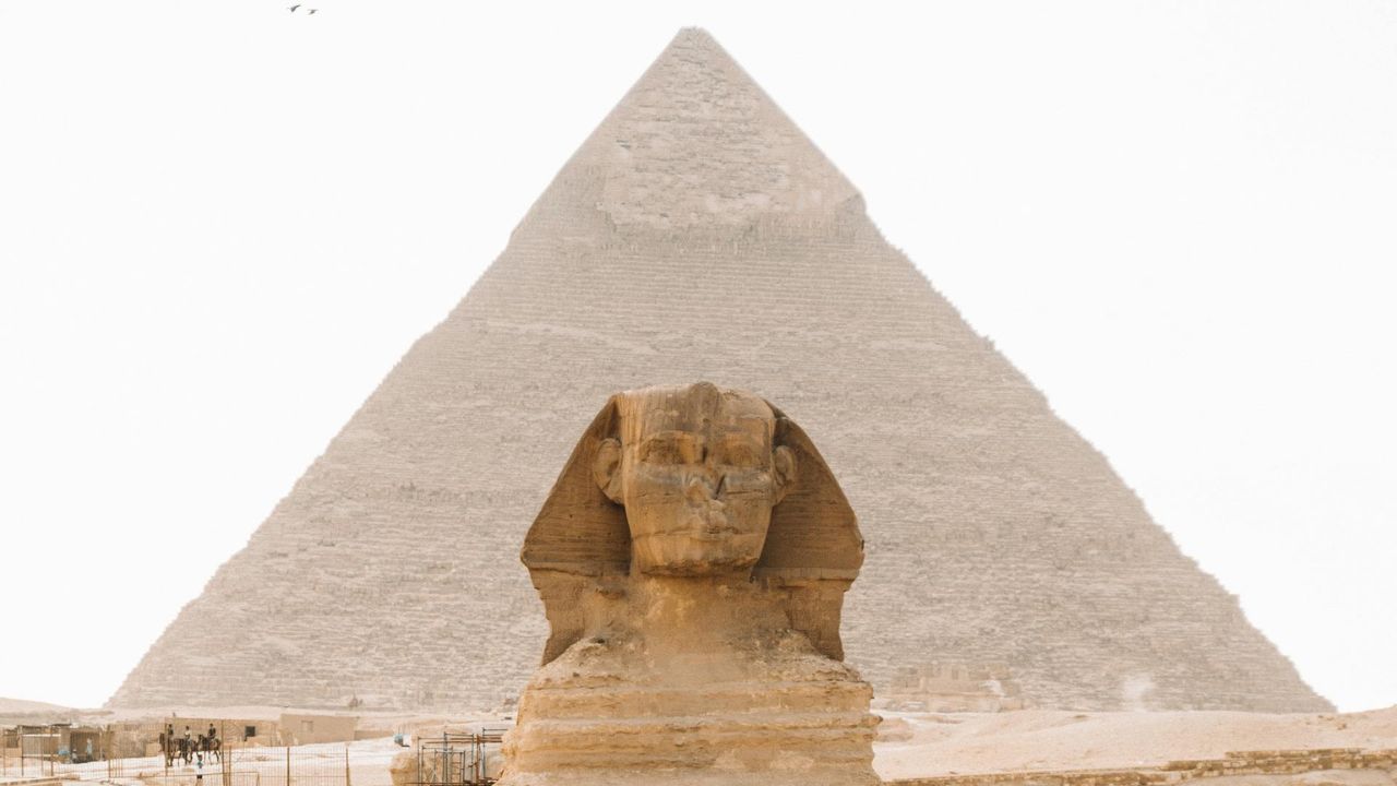 Plani prej 45 milionë eurosh i Egjiptit për të përmirësuar përvojën e vizitorëve në Piramida