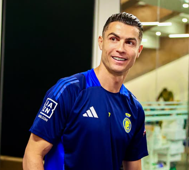 Cristiano Ronaldo kryeson Lionel Messin në listën e të pasurve të sportit