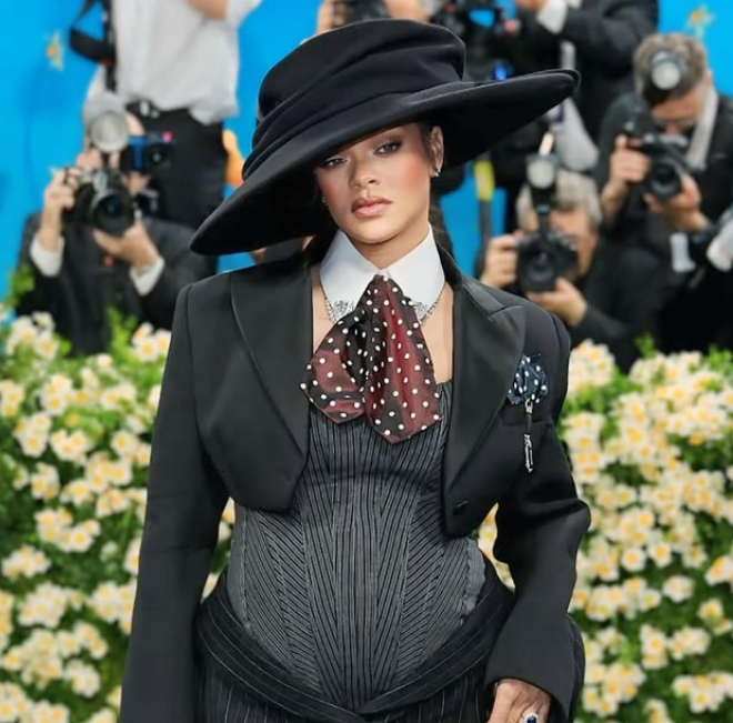 Rihanna zbulon reagimin e saj fillestar kur mori vesh që është në pritje të ëmbël për herë të tretë