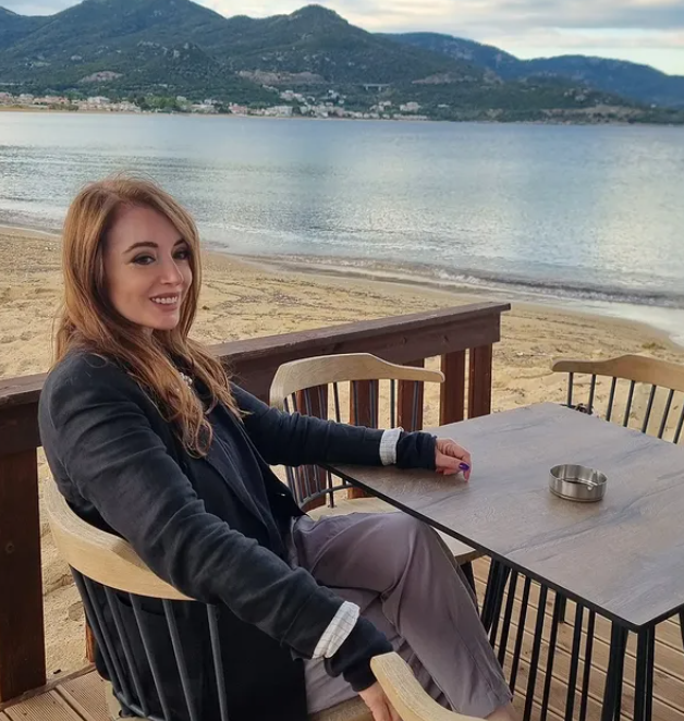 Rovena Dilo vjen me një rrëfim prekës për familjen