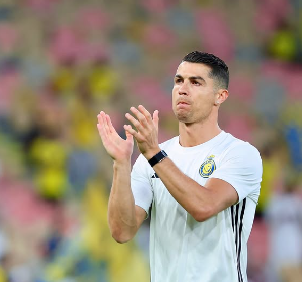 Gjigantët sauditë luftojnë për nënshkrimin e legjendës Cristiano Ronaldon