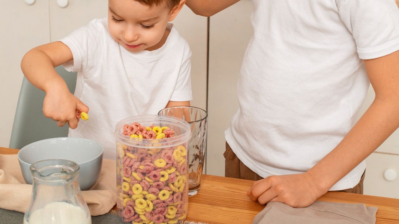 Sa proteina duhet të konsumojnë fëmijët?