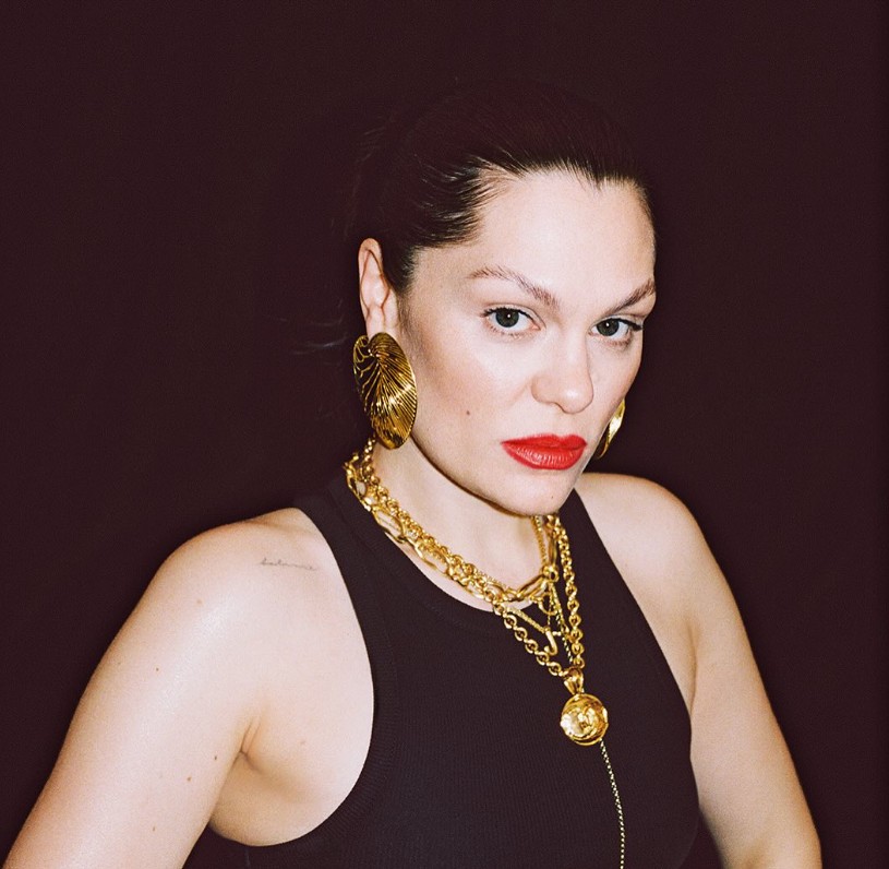 Jessie J është diagnostikuar me kancer të gjirit