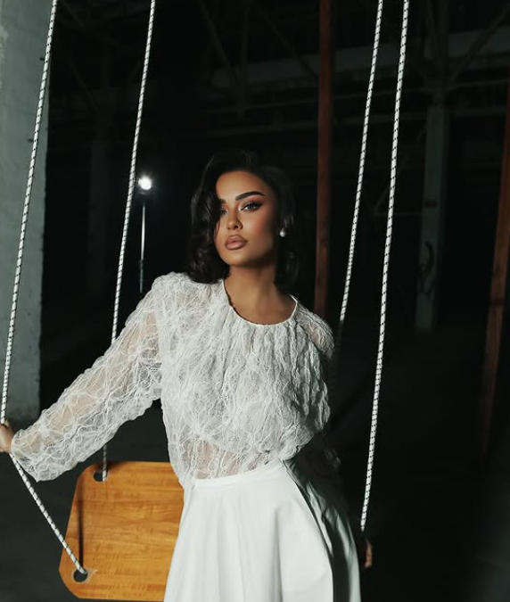 U tha se është në një lidhje me Ledrin, Xhensila Myrtezaj thyen heshtjen