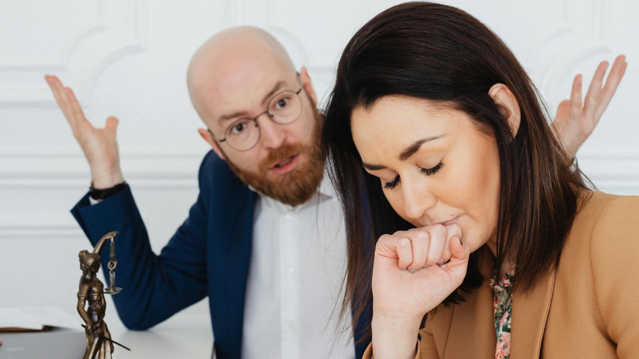 2 Shenja zakonshme që tregojnë që martesa juaj ka marrë fund