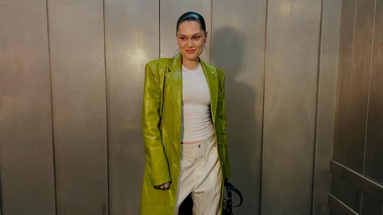 Këngëtarja Jessie J i nënshtrohet një operacioni për kancerin e gjirit