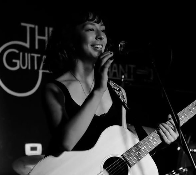 Ylli i “Modern Family” Aubrey Anderson-Emmons del si biseksual