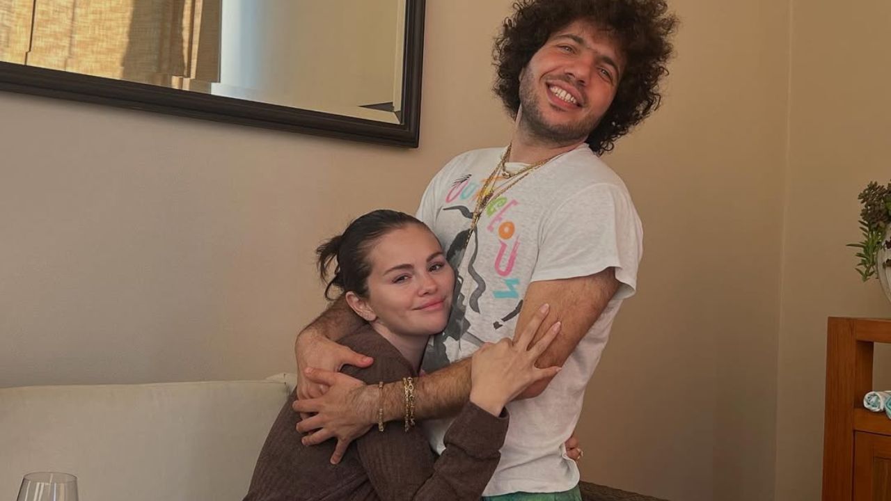 Selena Gomez ndan një ëmbëlsirë të çuditshme që dëshiron në dasmën me Benny Blanco-n