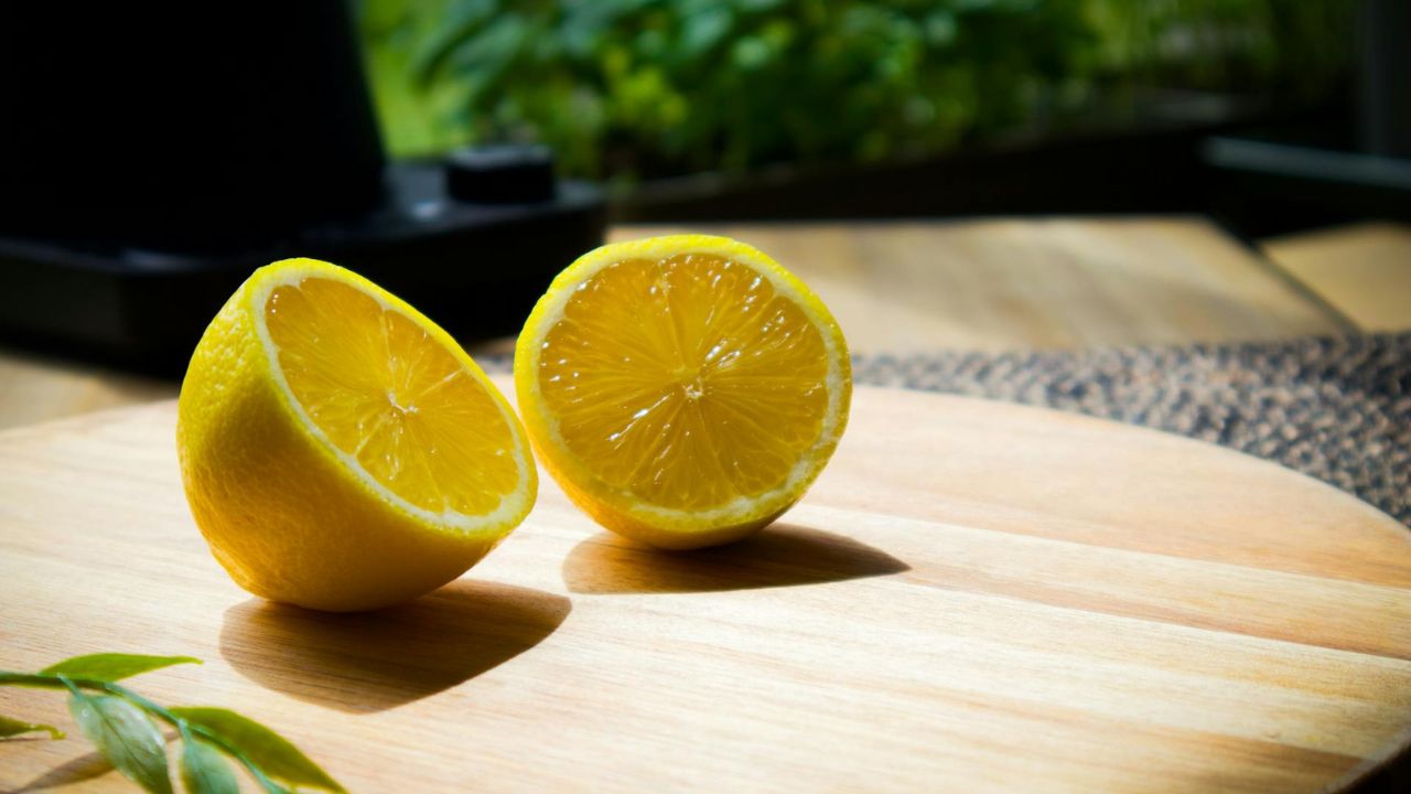 Studimet tregojnë se kjo vitamin ndihmon në ngadalësimin e plakjes së lëkurës