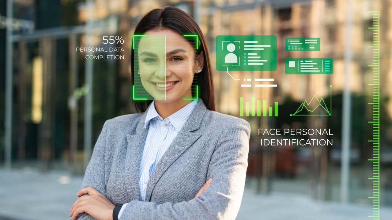 Raporti i ri zbulon se inteligjenca artificiale po çon në humbjen e mijëra vendeve të punës