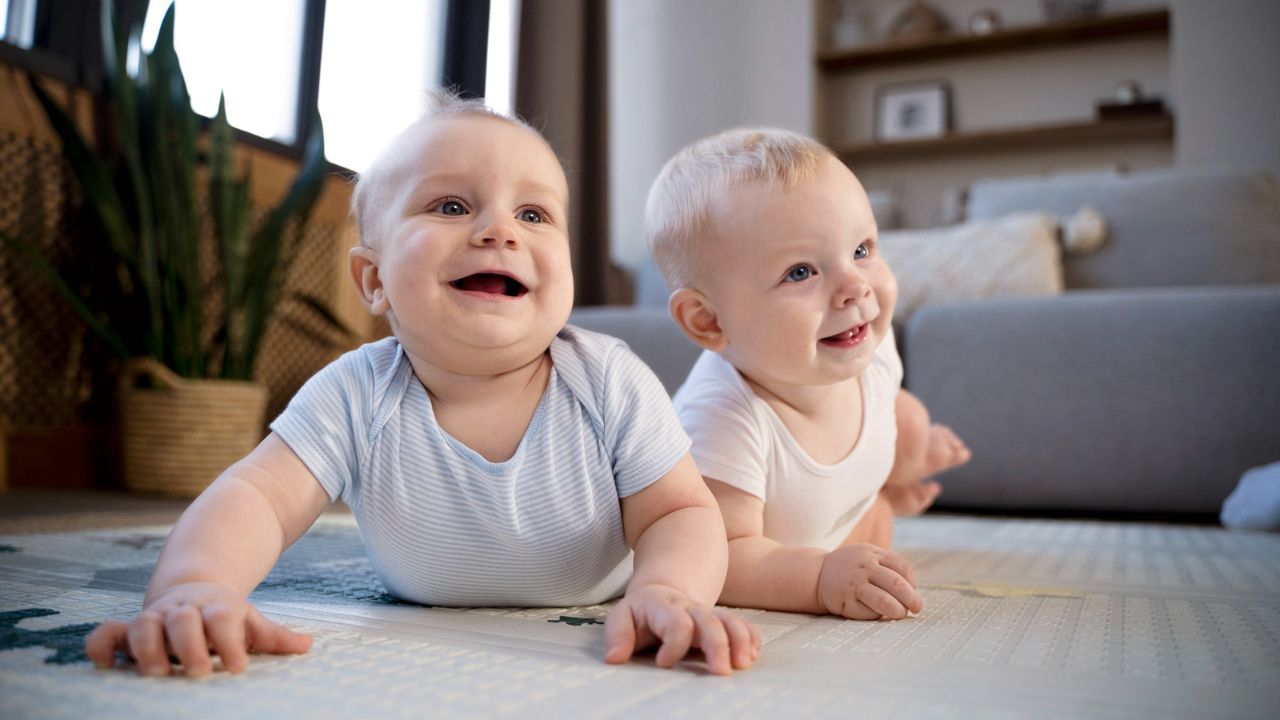 Fshati i famshëm ku çdo familje ka një binjake