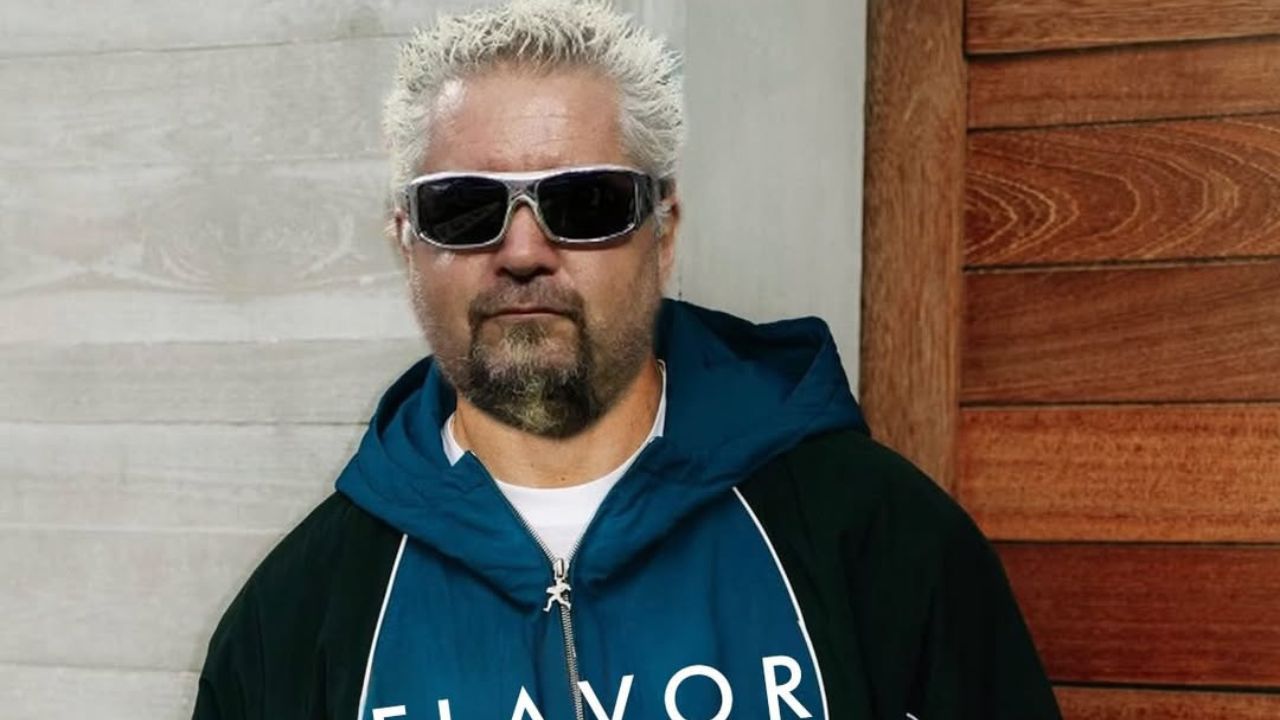 Guy Fieri zbulon dëmtimin gjatë xhirimeve që e çoi në karrocë me rrota