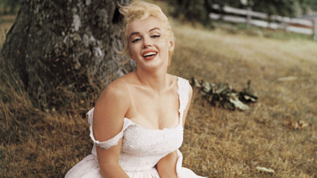 Autori i famshëm bën një deklaratë tronditëse për vdekjen e Marilyn Monroe