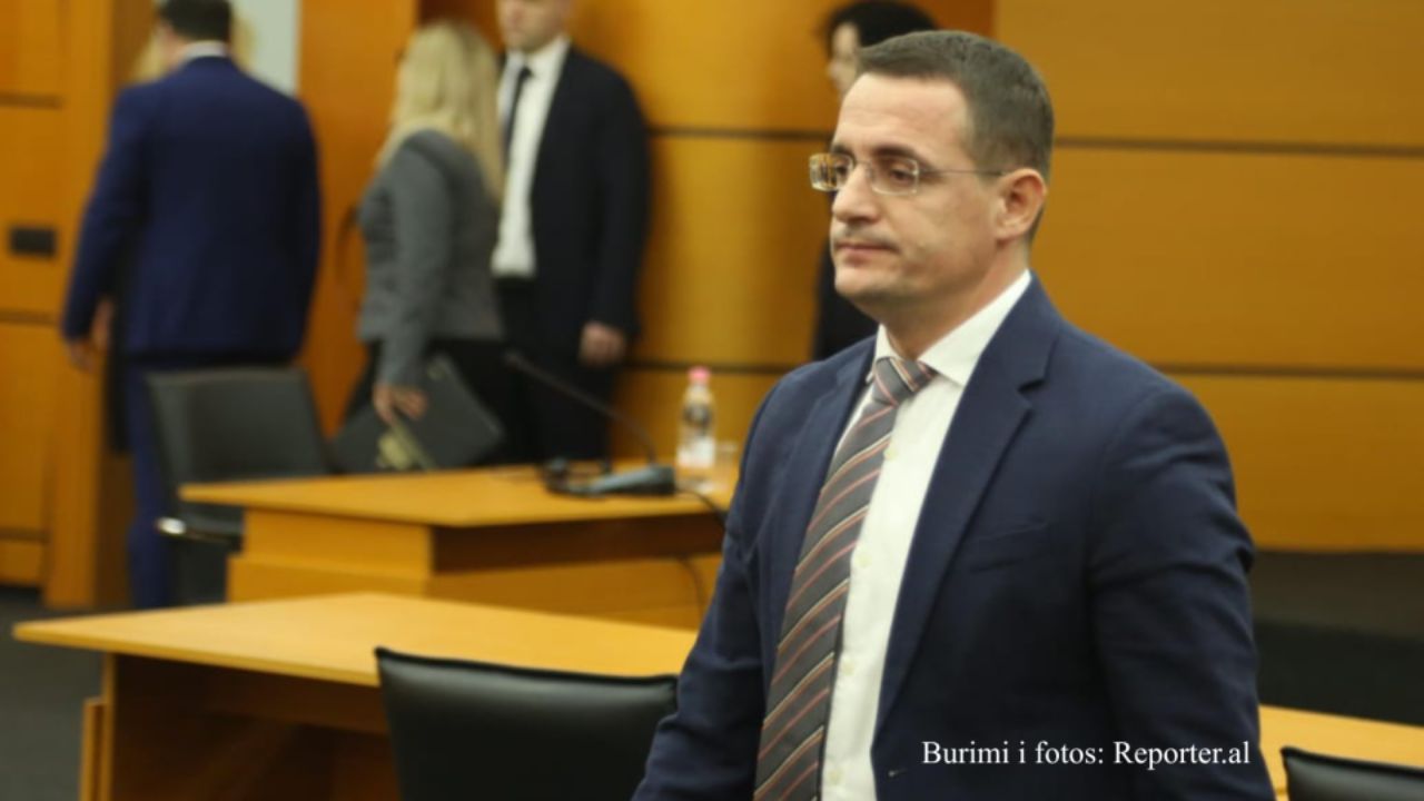 Prokuroria e Tiranës dërgon për gjykim çështjen për përndjekje, mbrojtja pretendon shtrembërim të tabulateve telefonike