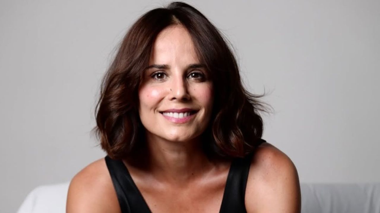 Mira Kazhani në zi: Sot një pjesë e shpirtit tim mbylli sytë përgjithmonë