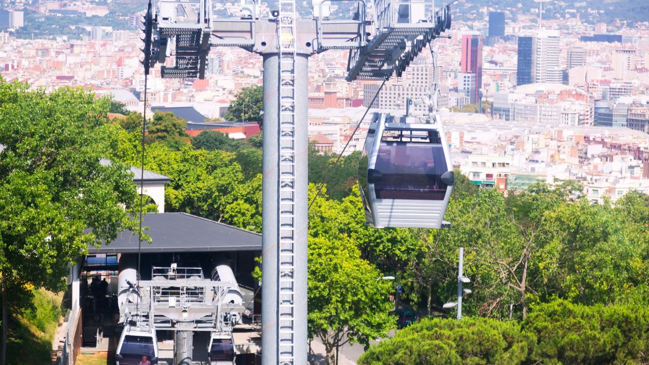 Shihni Parisin nga qielli në teleferikun më të gjatë urban në Evropë