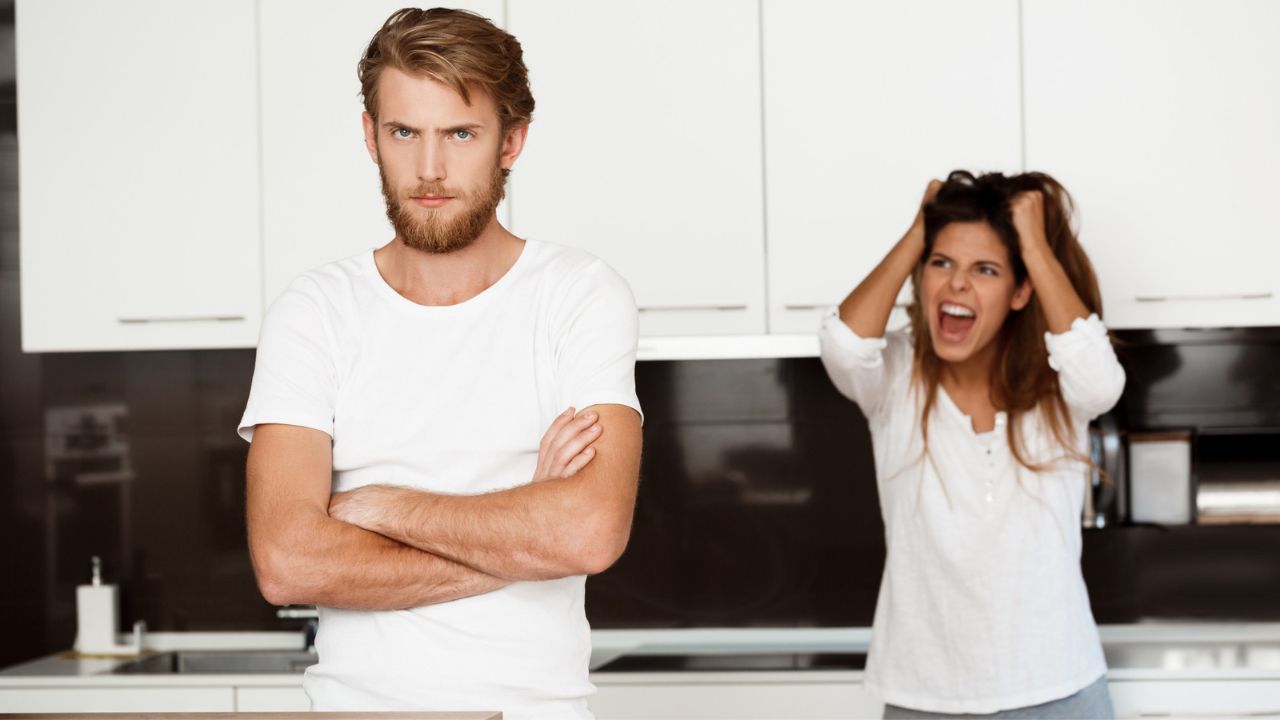 Shkak xhelozia? 55-vjeçarja vret partnerin dhe i pret organin gjenital