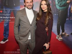 Me regjisorin e filmit 🤭_______________________________________________#Lojaefundit