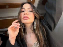 Güzel yolculukların kamera arkası 💋