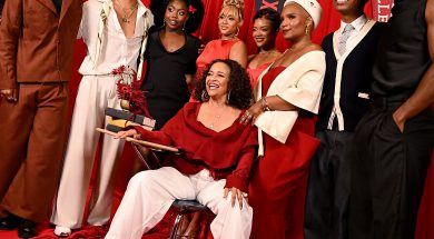 WE’RE BAAAAAAACK! 📚❤️ #ADifferentWorld is now streaming on @Netflix! Watch Season 1 and give us