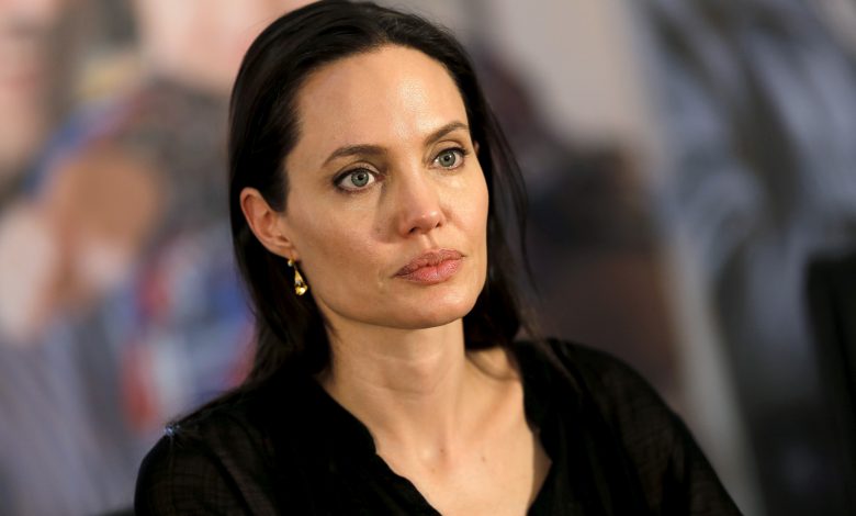 United Nations High Commissioner for Refugees (UNHCR) Special Envoy Angelina Jolie attends a news conference as she visits a Syrian and Iraqi refugee camp in the southern Turkish town of Midyat in Mardin province, Turkey, June 20, 2015. REUTERS/Umit Bektas/File Photo - RTSFJQU