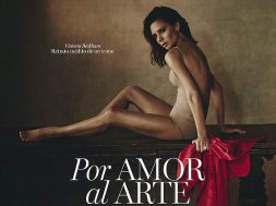 4831C07B00000578-5275093-She_s_got_it_going_on_Victoria_Beckham_appeared_NAKED_in_a_nude_-a-97_1516112350383