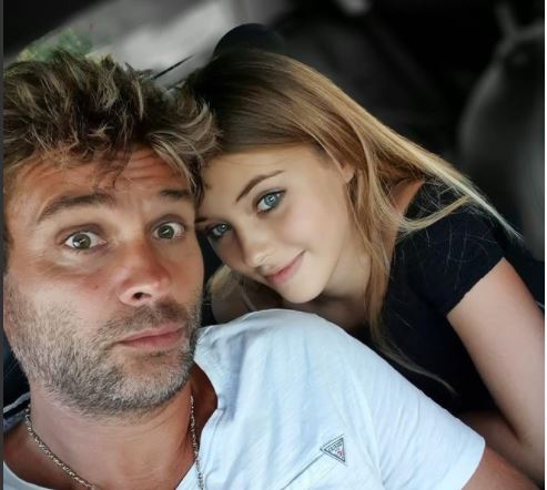 Surprizë madhështore për Ilirin, Emily ndez skenën e Big Brother me dedikimin e saj